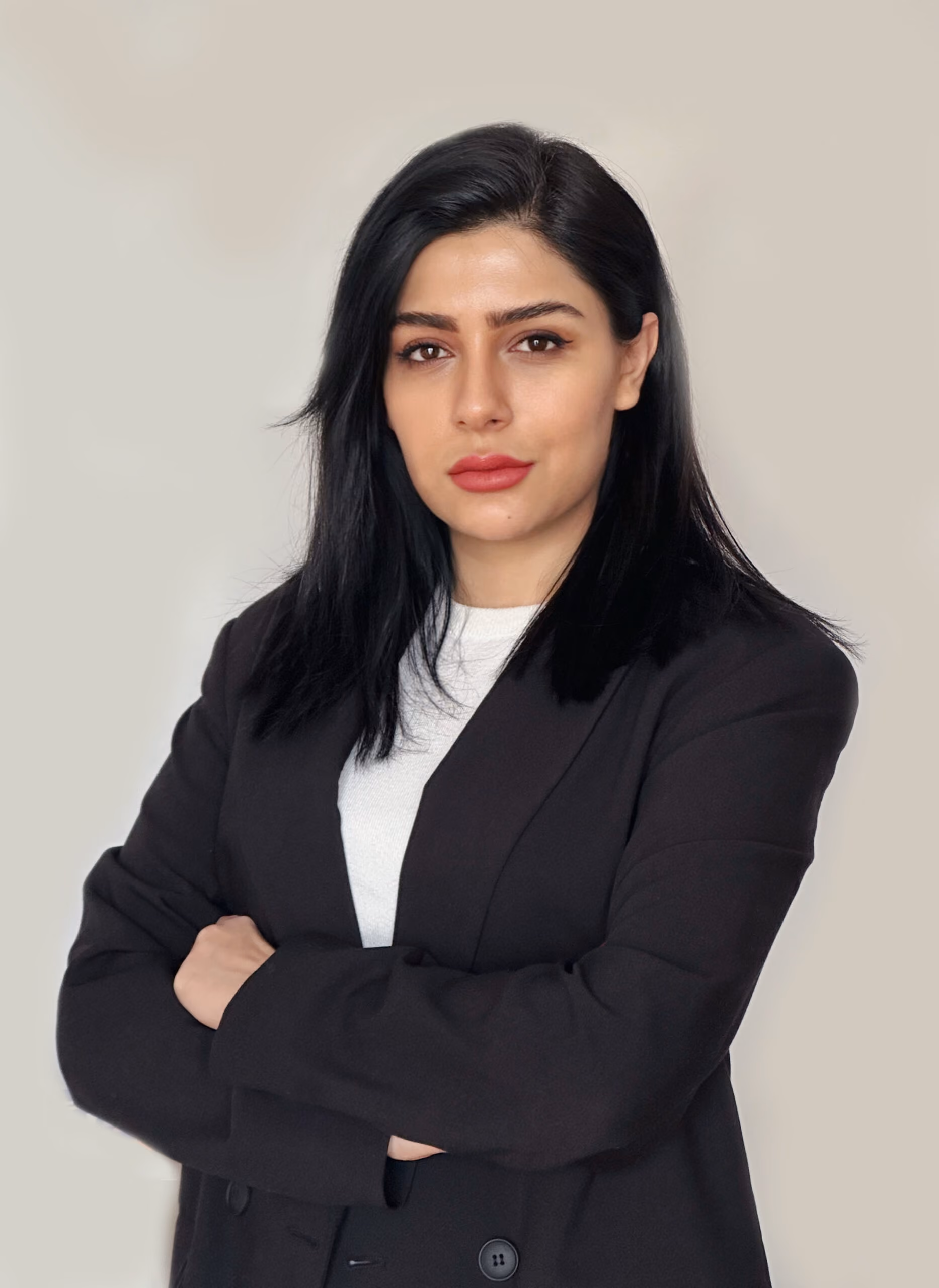 Uzm. Kl. Psk. Kübra Özsat portre fotoğrafı